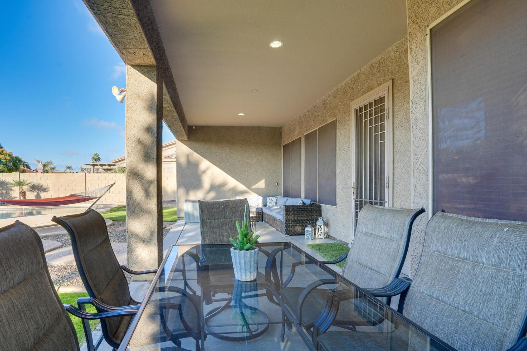 Goodyear Group Getaway With Pool And Putting Green Exteriör bild