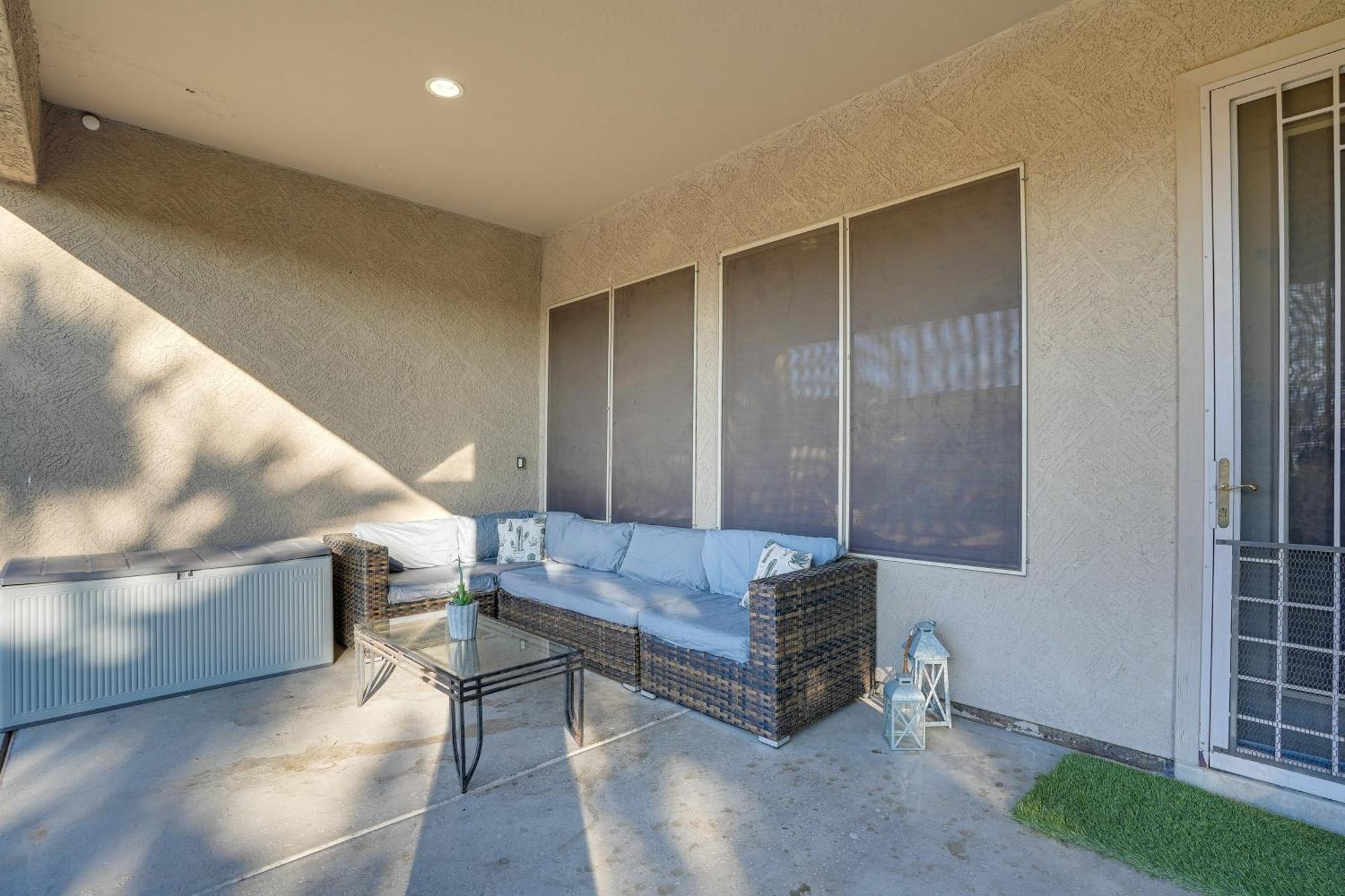 Goodyear Group Getaway With Pool And Putting Green Exteriör bild